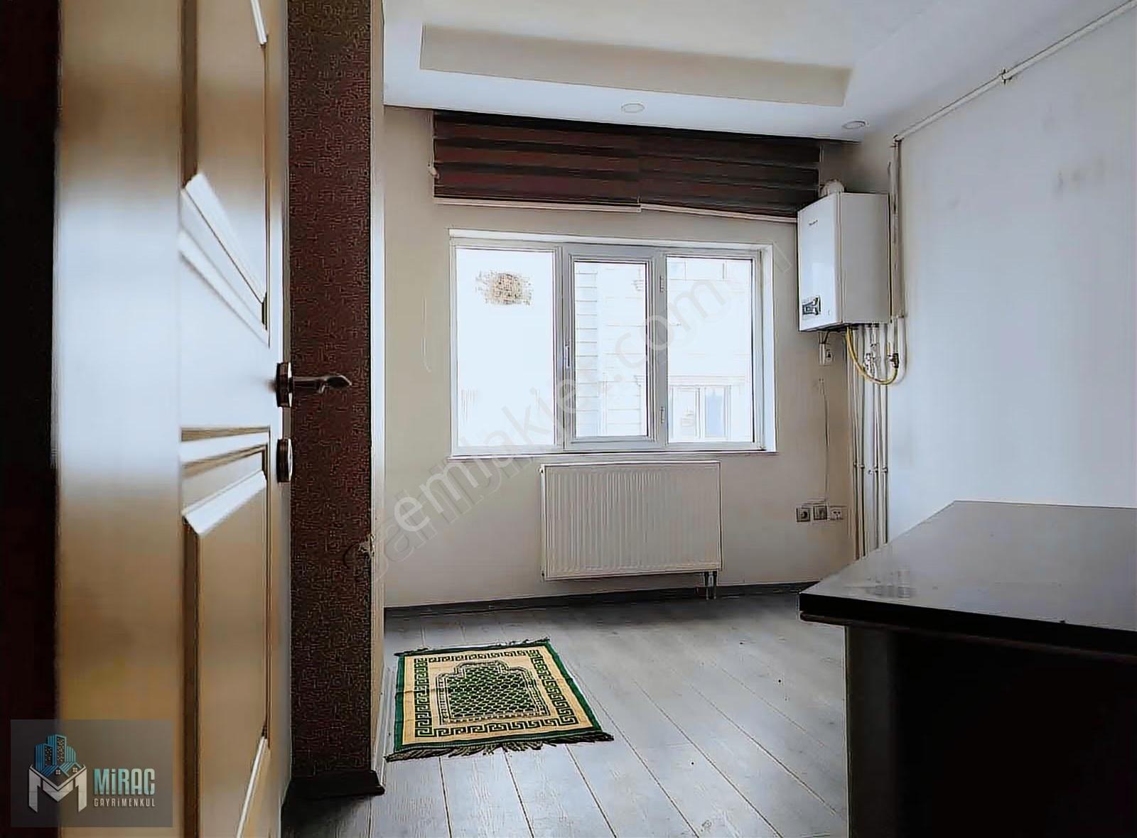 Pınarbaşı Mahallesi Nişantaşı Plazada Satılık 2+1 Home Ofis - Görsel 6