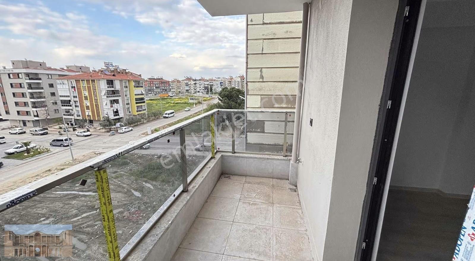 Yeşilyurt Da Cadde Üzeri Kiralık 2+1 Daire - Görsel 4