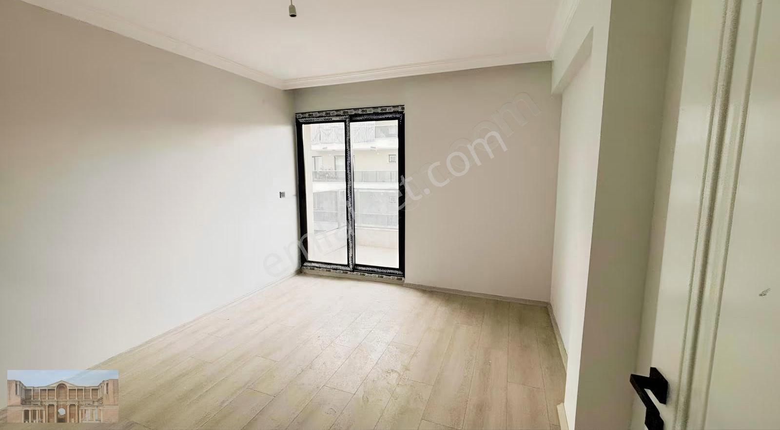 Yeşilyurt Da Cadde Üzeri Kiralık 2+1 Daire - Görsel 8