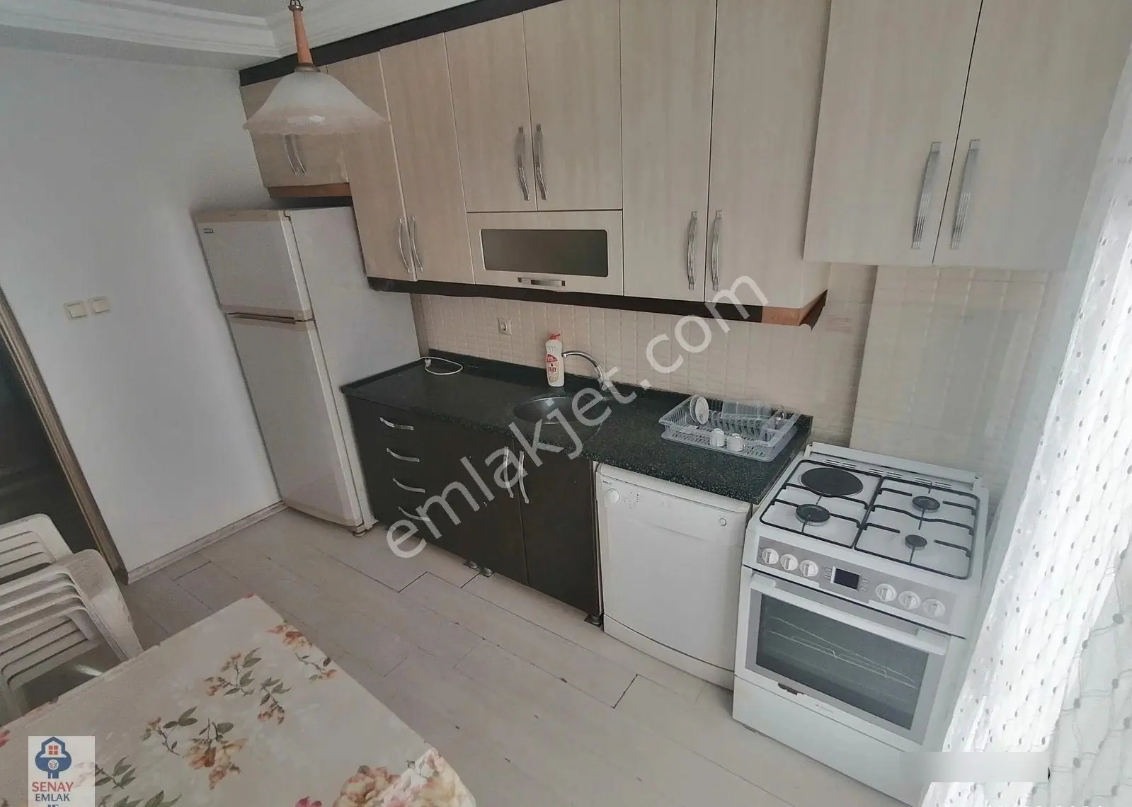 Çarşı Atatürk Caddesi Merkezi Konumda Full Eşyalı 2+1 Kapalı Mutfak - Görsel 20