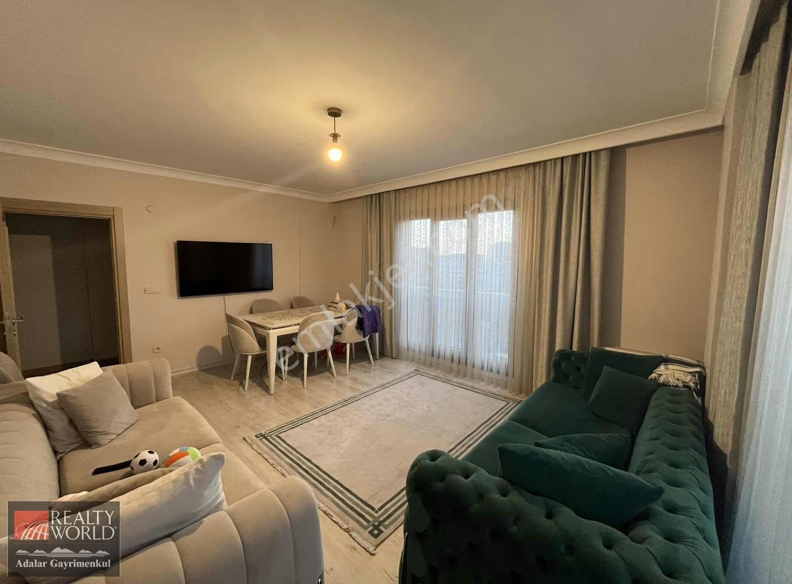 Maltepe Zümrütevler Mah Nil Cad Deniz Manzaralı Satılık 2+1 - Görsel 2