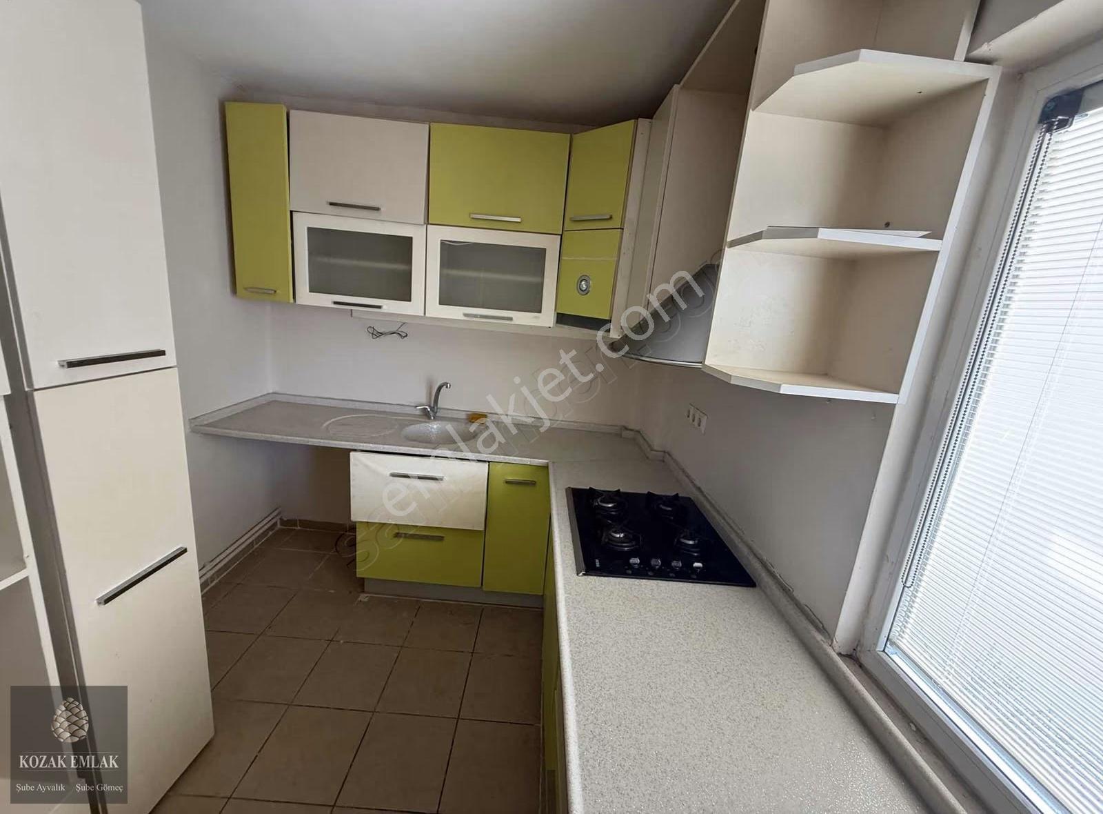 Ayvalık Aliçetinkayada Satılık 3 Artı 1 Kaloriferli Daire - Görsel 8