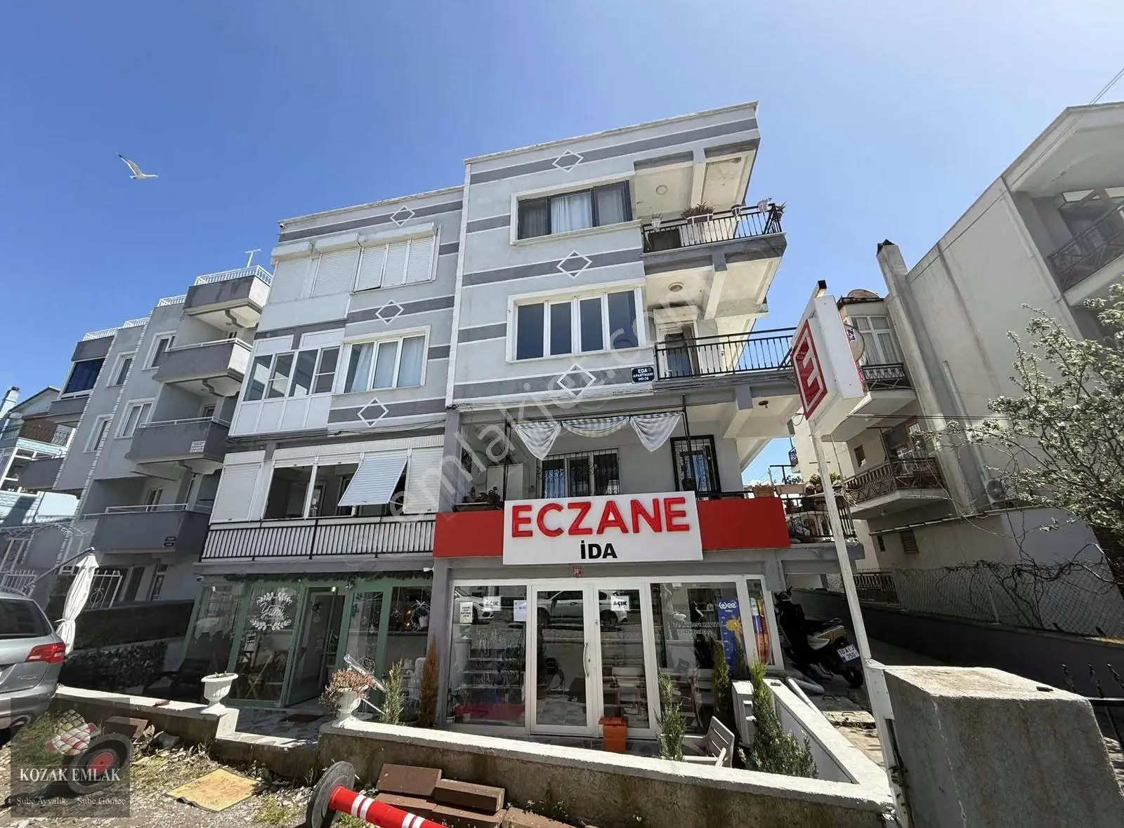 Ayvalık Aliçetinkayada Satılık 3 Artı 1 Kaloriferli Daire