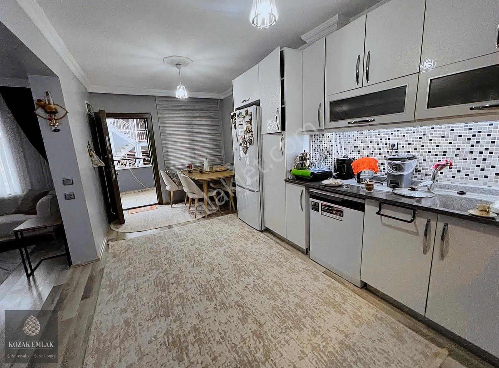Ayvalık Yenimahallede Satılık Yeni 2artı 1 Daire - Görsel 12