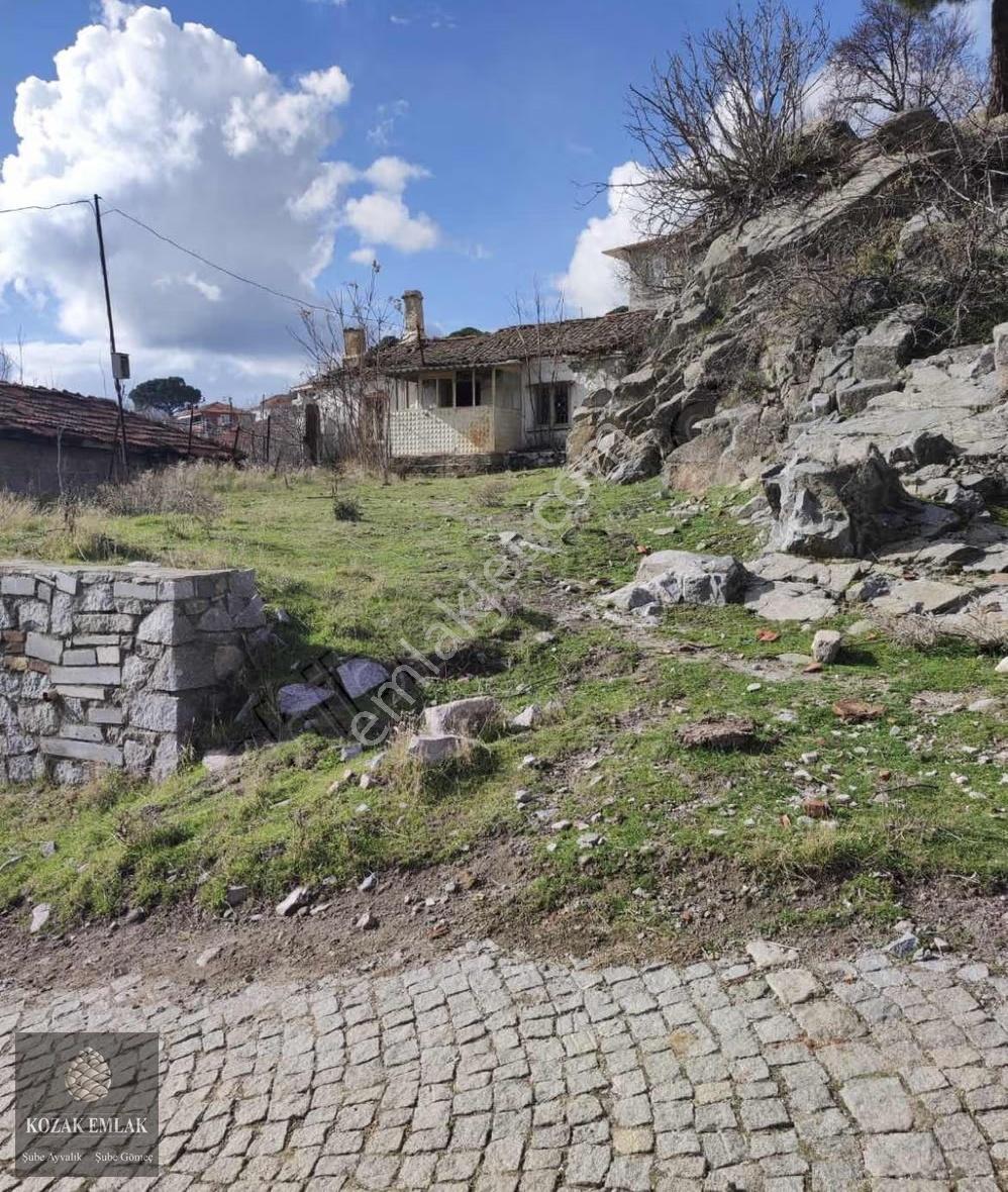 Ayvalık Bağyüzü Köyünde Satılık Bahçeli Müstakil Köy Evi - Görsel 5