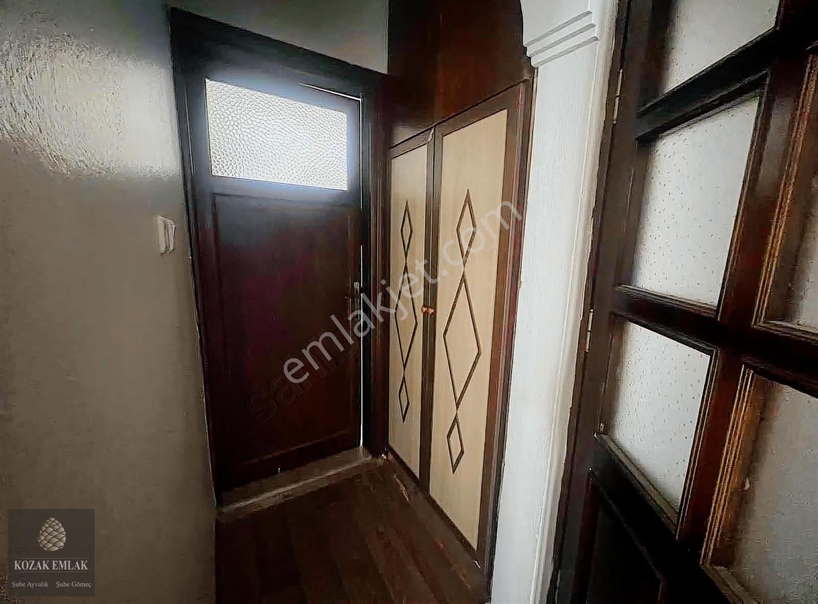 Ayvalık Merkezde Kiralık 6oda 1 Salon Komple Bina - Görsel 25