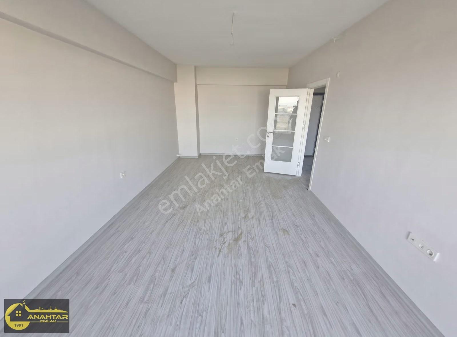Ayrancılar Bahçeşehir Royal Sitesinde Arakat Önü Açık 2+1 Daire - Görsel 4