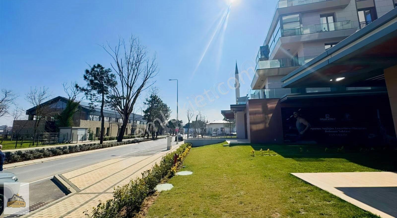 Emlak Konut Çınarköy'de | Cadde Manzaralı | Büyük Tip Dükkan - Görsel 12