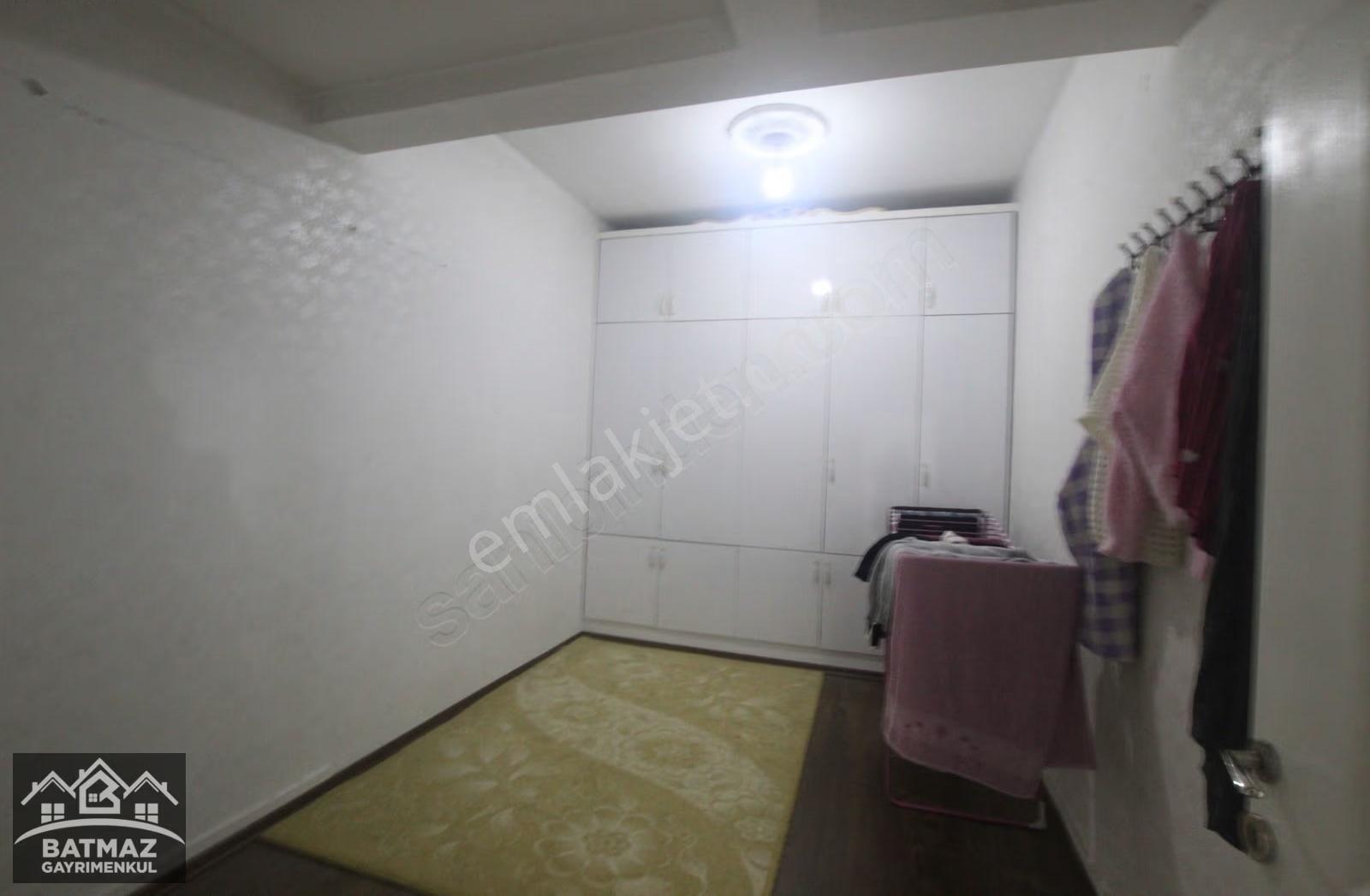 Konak Mah. Satılık 2+1 Bakımlı Daire (130m², Garajlı) - Görsel 14