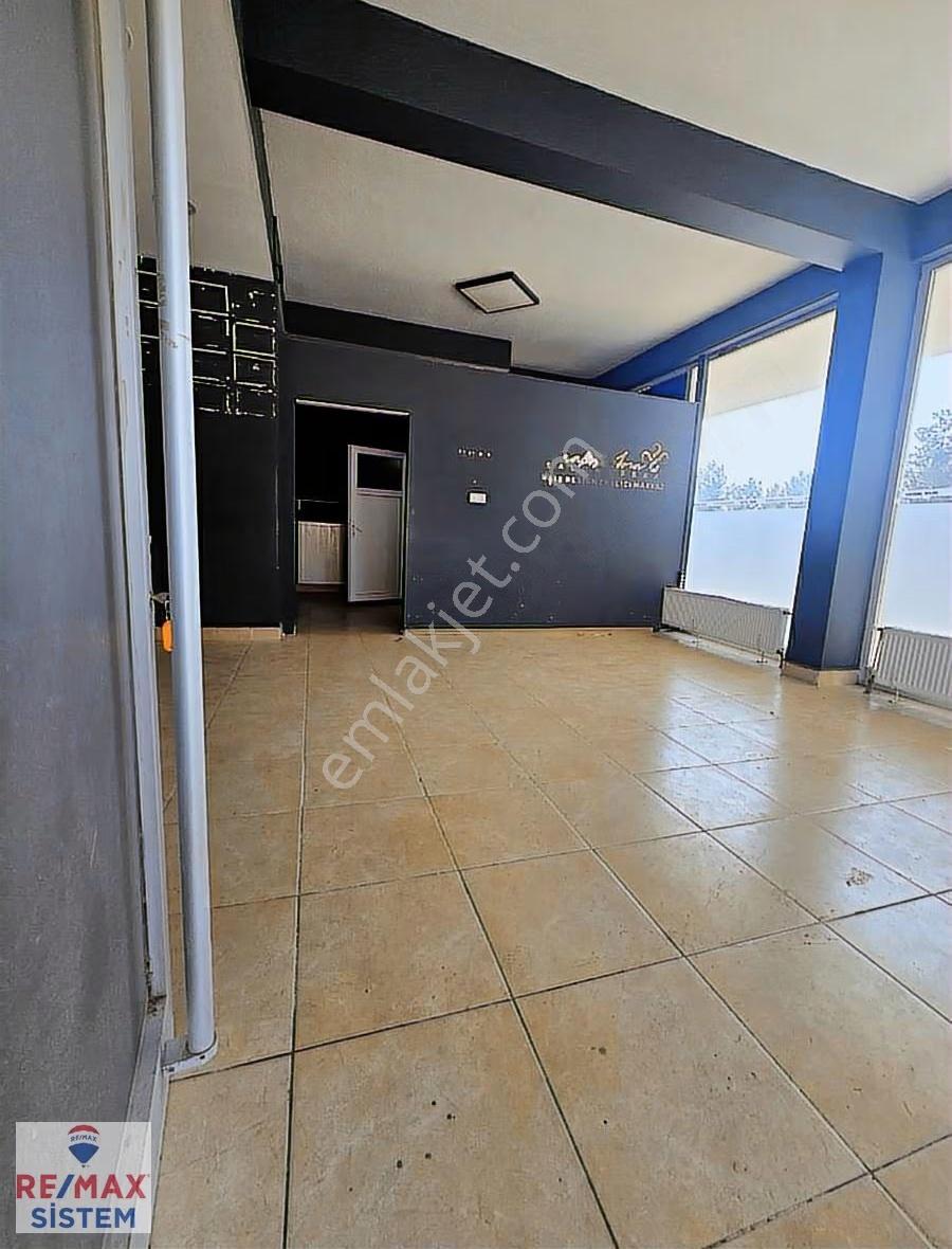 *harbiş Gazi Mahallesi'nde Kiralık 60 M² Dükkan Okul Yanında* - Görsel 3