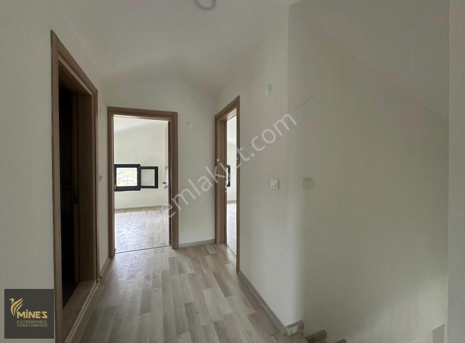 Kemalpaşa Yukarıkızılca'da Doğa Manzaralı 5+1 Satılık Villa - Görsel 17