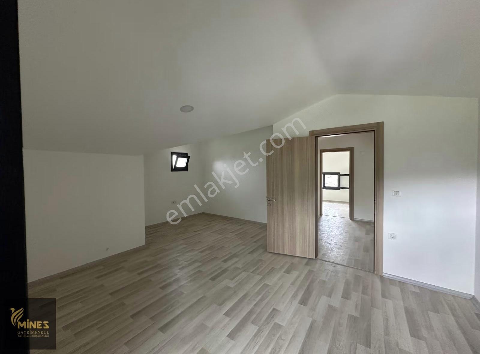 Kemalpaşa Yukarıkızılca'da Doğa Manzaralı 5+1 Satılık Villa - Görsel 18