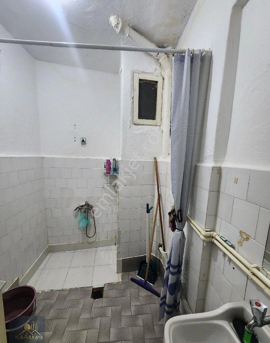 Karakaya Emlak'tan Zafer'de Satılık Ara Kat Daire - Görsel 4