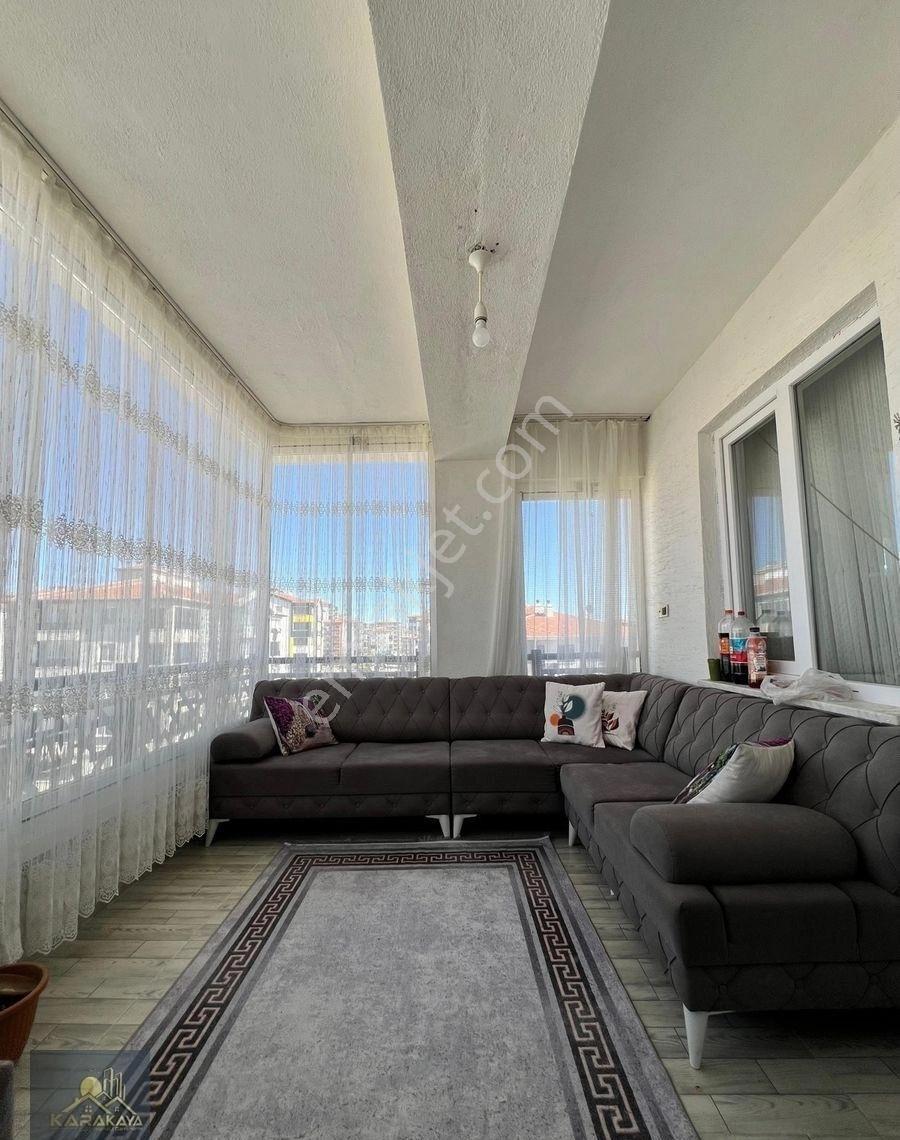 Karakaya Emlak Ofisinden İstiklal Mahallesi Kaçmaz Ful Ful Daire - Görsel 3