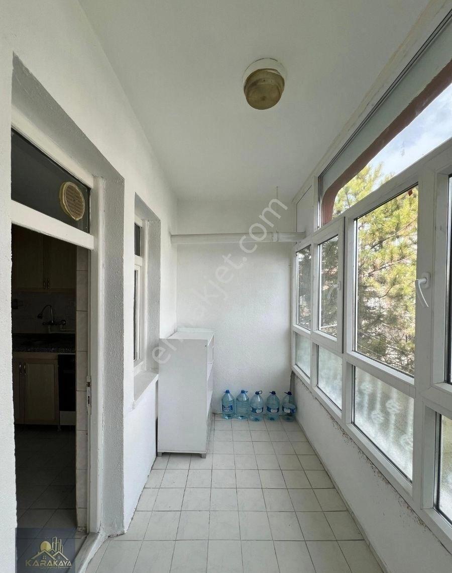 Karakaya Emlak Ofisinden Fatih'te Kiralık Daire - Görsel 6