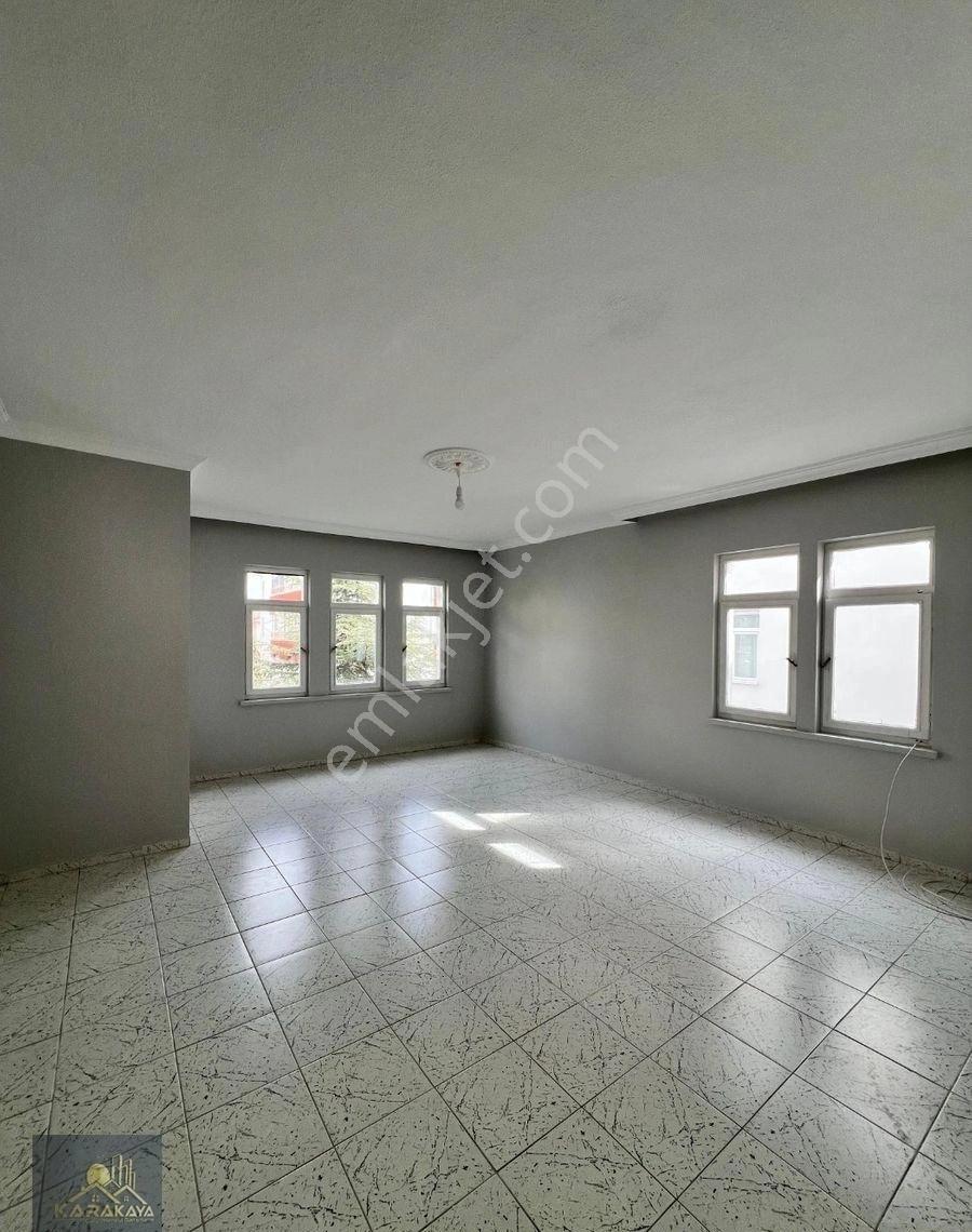 Karakaya Emlak Ofisinden Fatih'te Kiralık Daire - Görsel 13