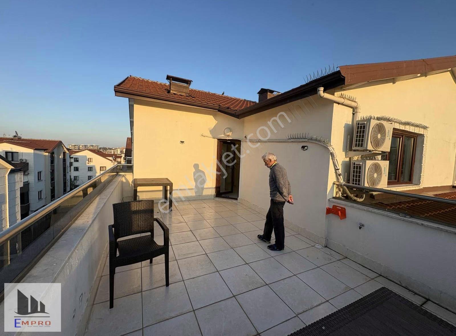Başiskele Merkezi Konumda Kiralık Full Eşyalı Daire - Görsel 30