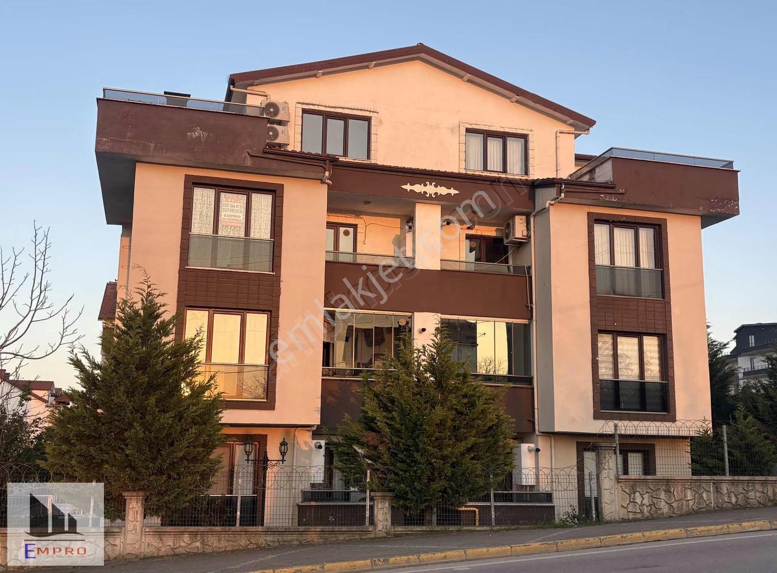 Başiskele Merkezi Konumda Kiralık Full Eşyalı Daire