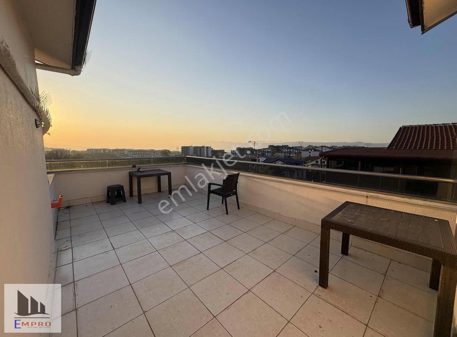 Başiskele Merkezi Konumda Kiralık Full Eşyalı Daire - Görsel 33
