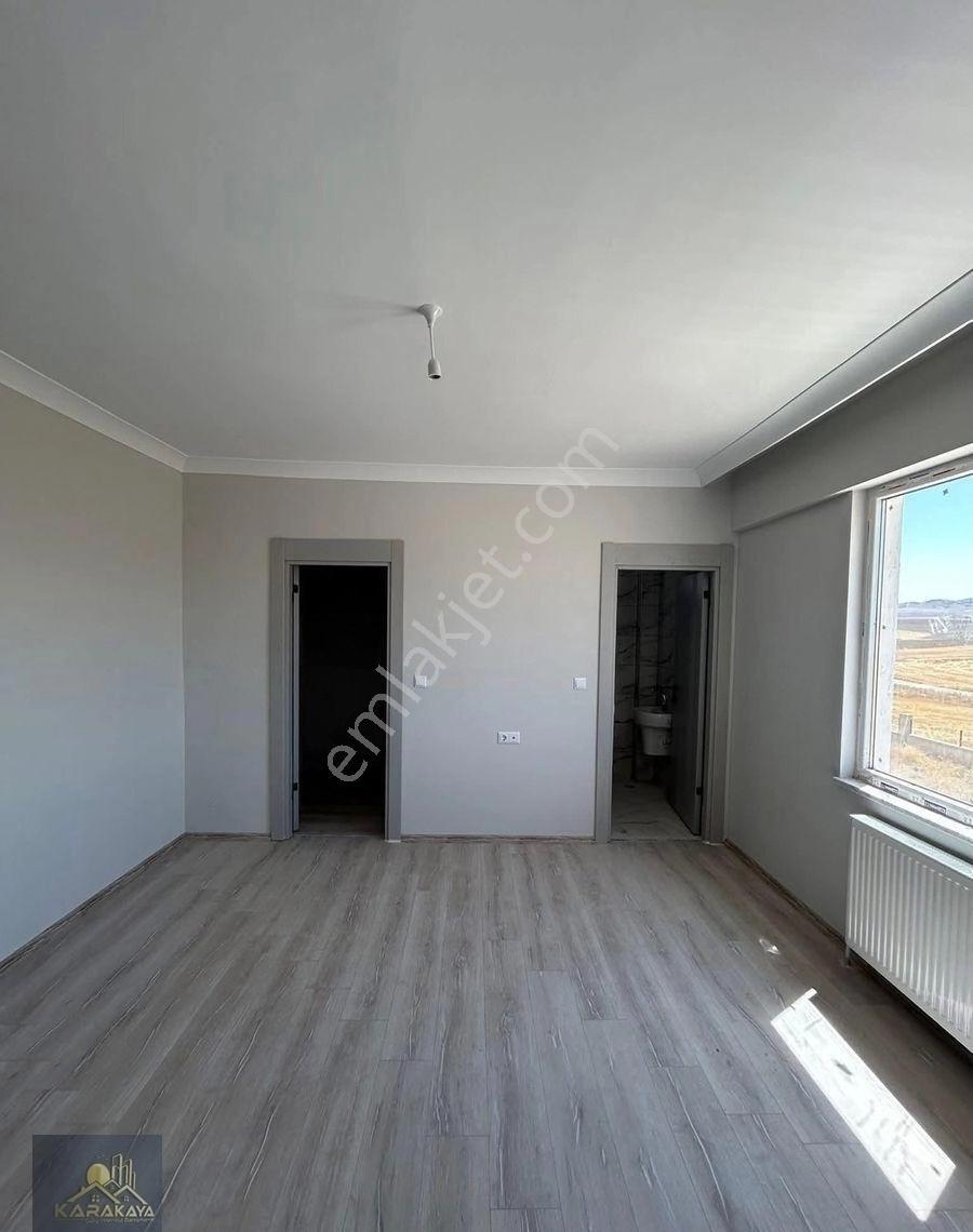 Karaka Emlaktan Şentepe Solda 3+1 Satılık Sıfır Daire - Görsel 8