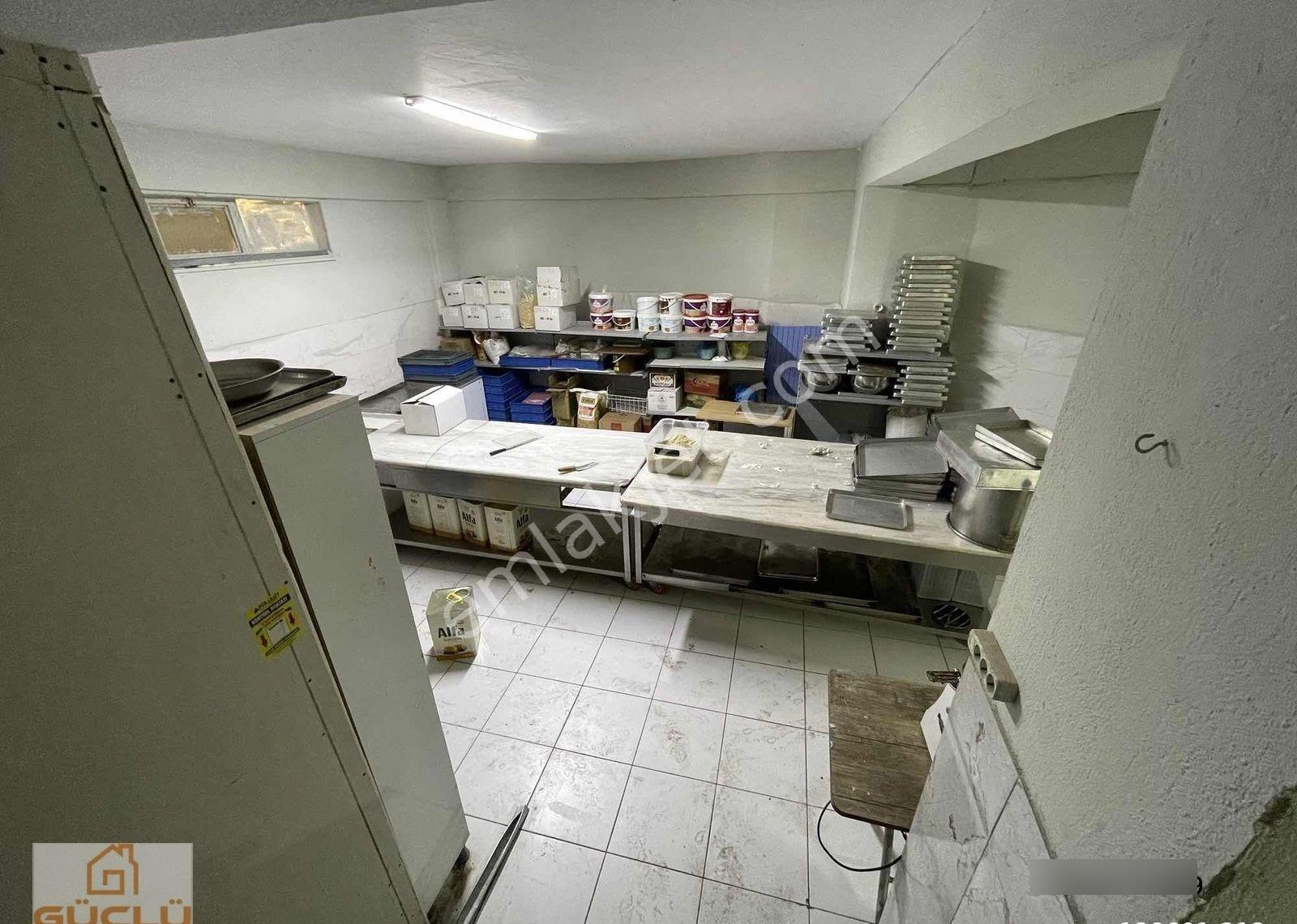 Anadolu Caddesine Cephe Fırın Ruhsatlı 150m² Köşe Dükkan - Görsel 16