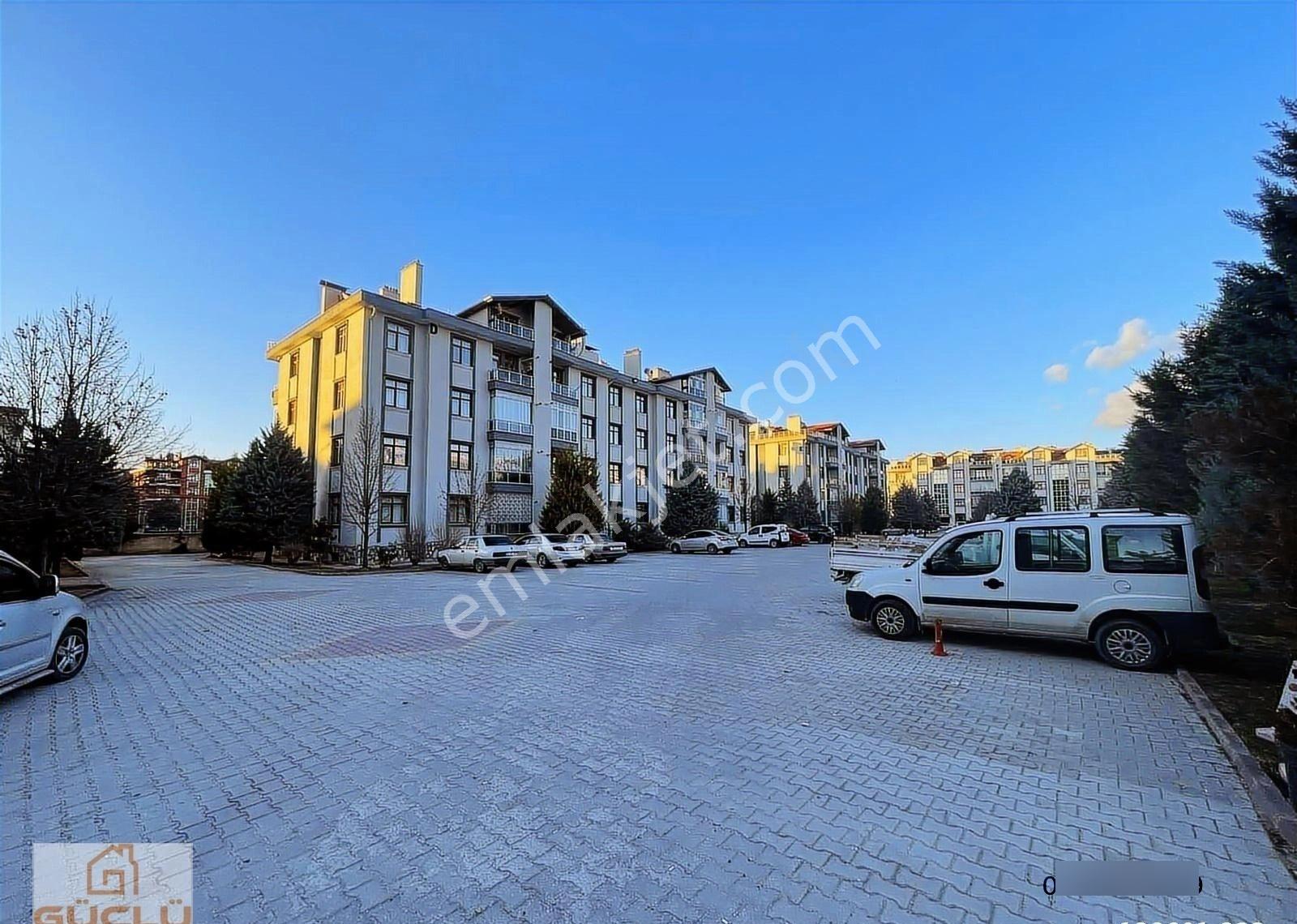 Yaşar Doğu Ortaokulu Yakını Dubleks 5+1 Daire - Görsel 31