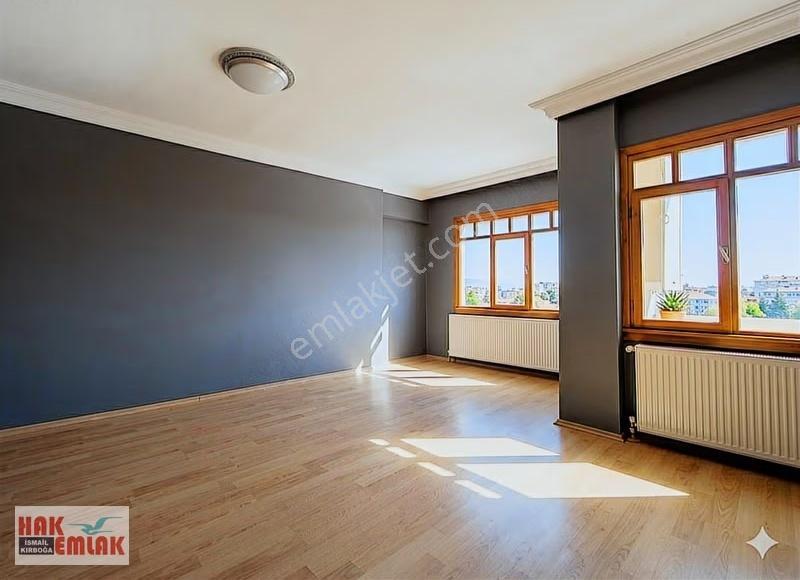 Hak Emlaktan Kültür Mah.de Şehrin Kalbinde Kiralık Ofis Ve Daire - Görsel 13
