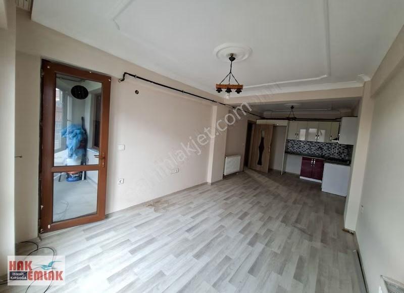 Hak Emlak'tan Koçyazı Mahallesinde Kiralık 2+1 Geniş Daire - Görsel 15