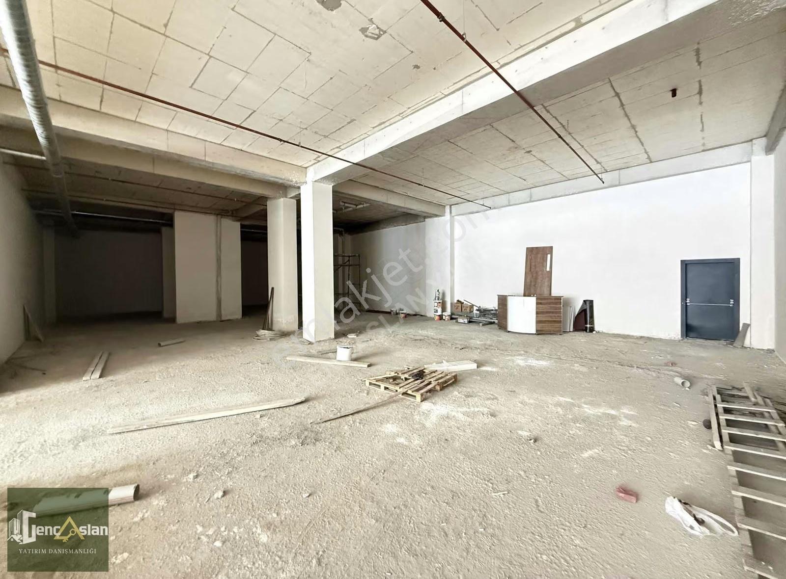 ▄gençaslan'dan▄ Boğaziçi'nde Yoğun Ayaklı 500m² Kiralık Dükkan - Görsel 6