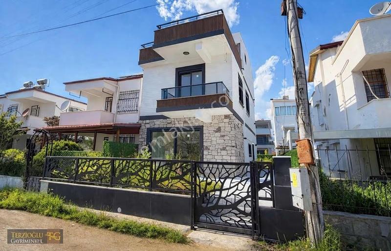 Terzioğlu'ndan Denize 80 Metre 4+1 Deluxe Villa - Görsel 4