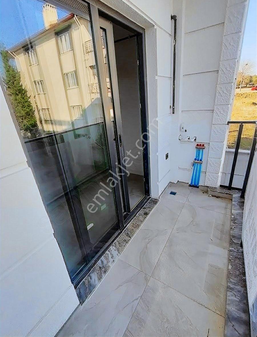 Şemiklerde Satılık 1+1 Sıfır Arakat Apart - Görsel 24