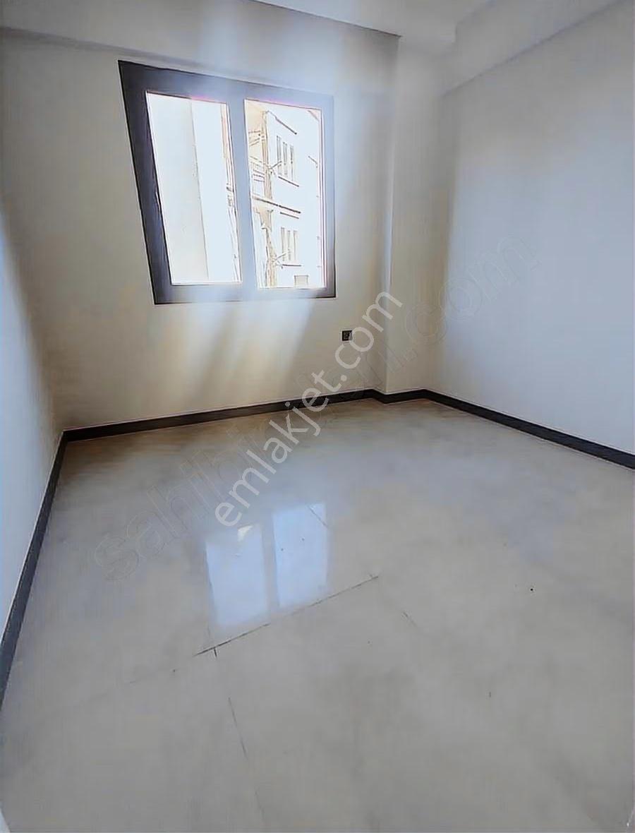 Fesleğen Mah. De Kiralık 3+1 Açık Mutfak Sıfır Daire - Görsel 5