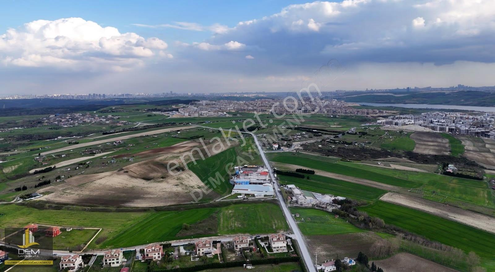 Arnavutköy Haraççı'da Cadde Cepheli 5440m² İmarlı Villa Arsası - Görsel 28