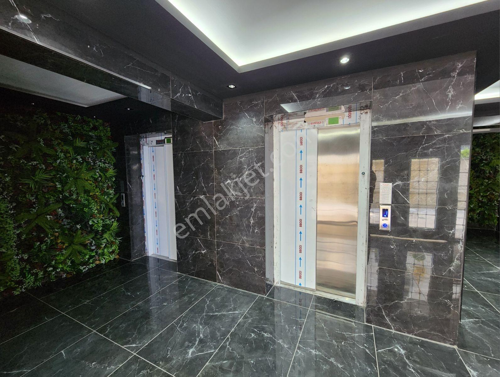 Atakumda Geniş Kapalı Balkonlu, Yerden Isıtmalı Modern 1+1 - Görsel 15