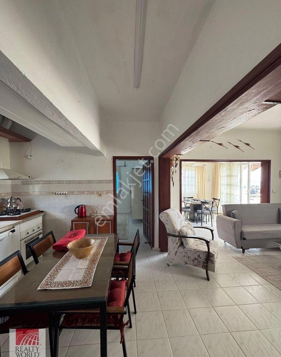 Ortakent Yahşi’de Deniz Manzaralı Ful Eşyalı Dönemsel Kiralık 2+1 Daire - Görsel 11