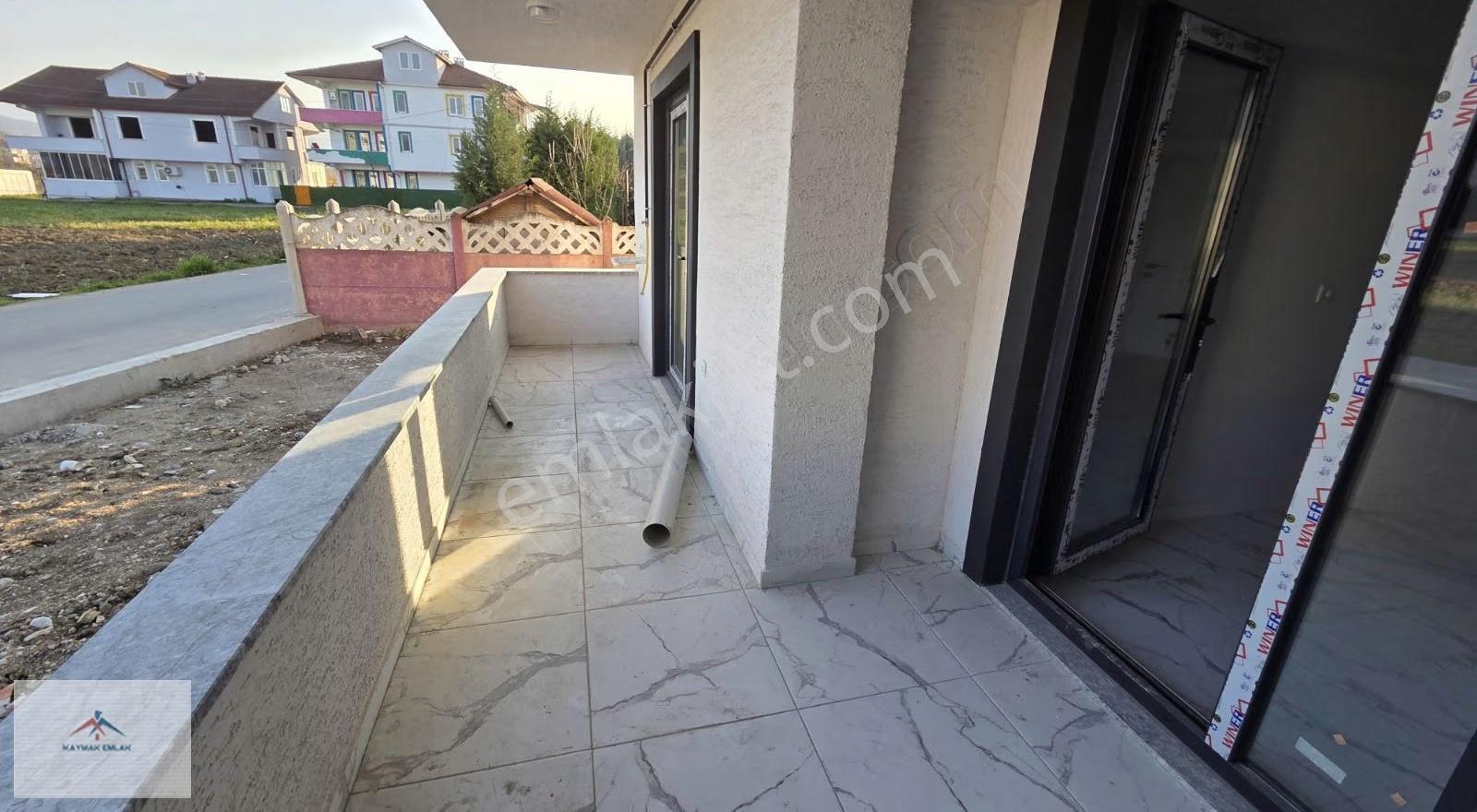 Kaymak Emlaktan Merkezi Konumda Yüksek Giriş Sıfır Kiralık Daire - Görsel 22