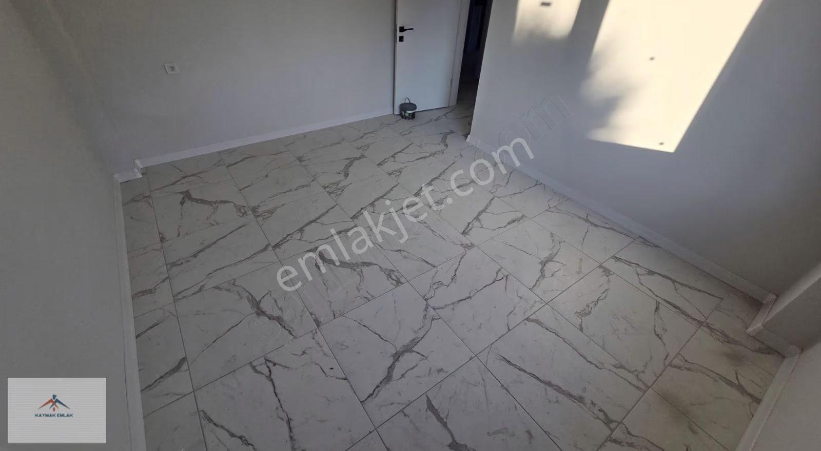 Kaymak Emlaktan Merkezi Konumda Yüksek Giriş Sıfır Kiralık Daire - Görsel 13