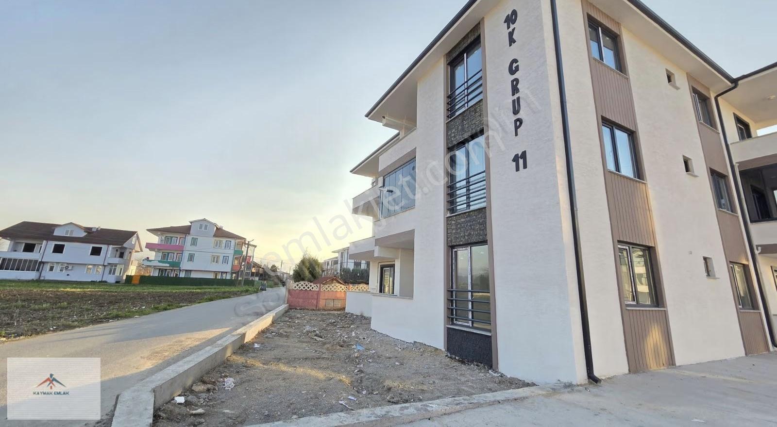 Kaymak Emlaktan Merkezi Konumda Yüksek Giriş Sıfır Kiralık Daire - Görsel 26