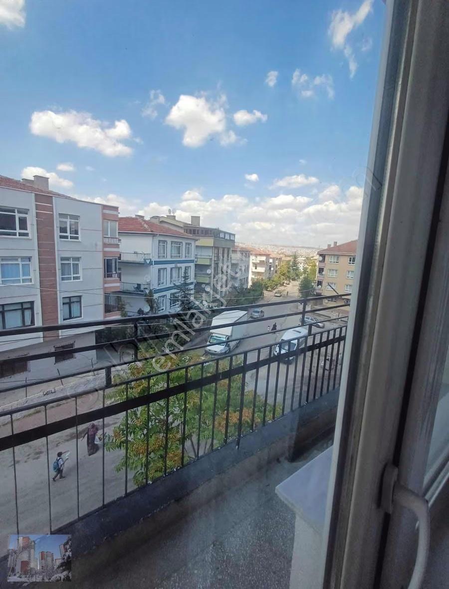 Orkıde Gayrimenkulden İçli Sokakta Satılık 2+1 (araç Takaslı) - Görsel 5