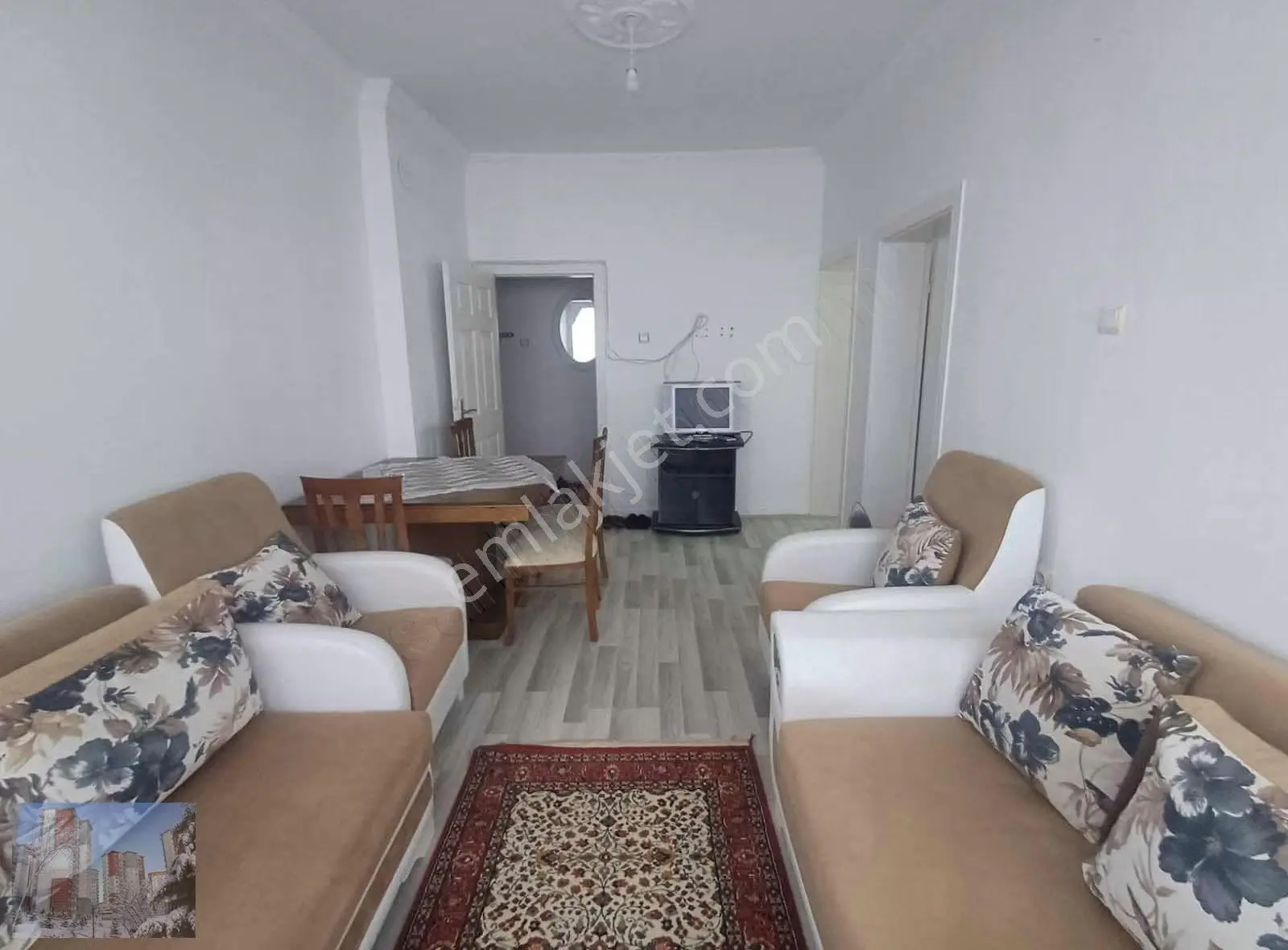 Orkıde Gayrimenkulden İçli Sokakta Satılık 2+1 (araç Takaslı)
