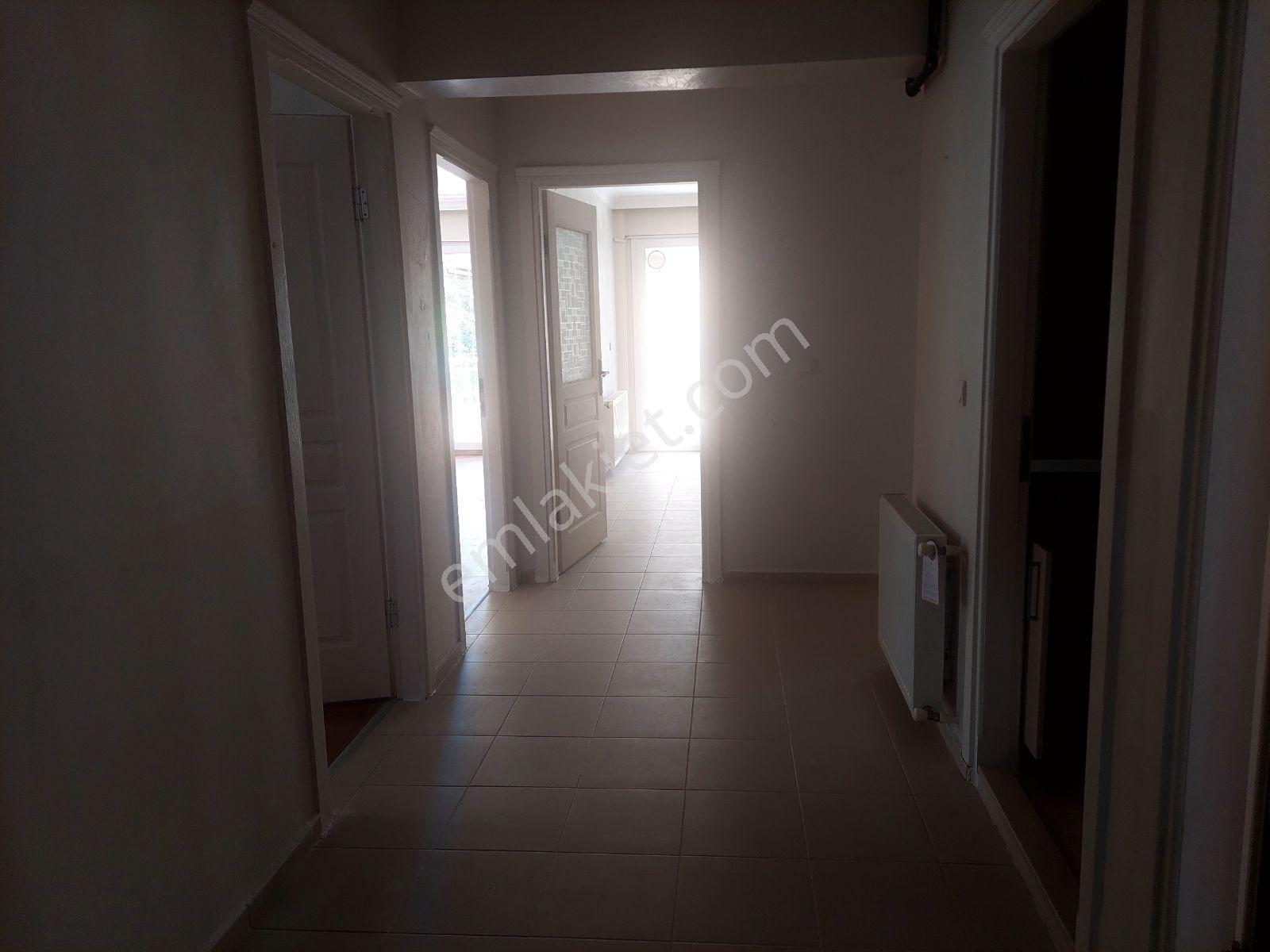 Gazi Mah.de 3+1 130 M2 Kaanlk Odası Olmayan Kiralık Daire - Görsel 2