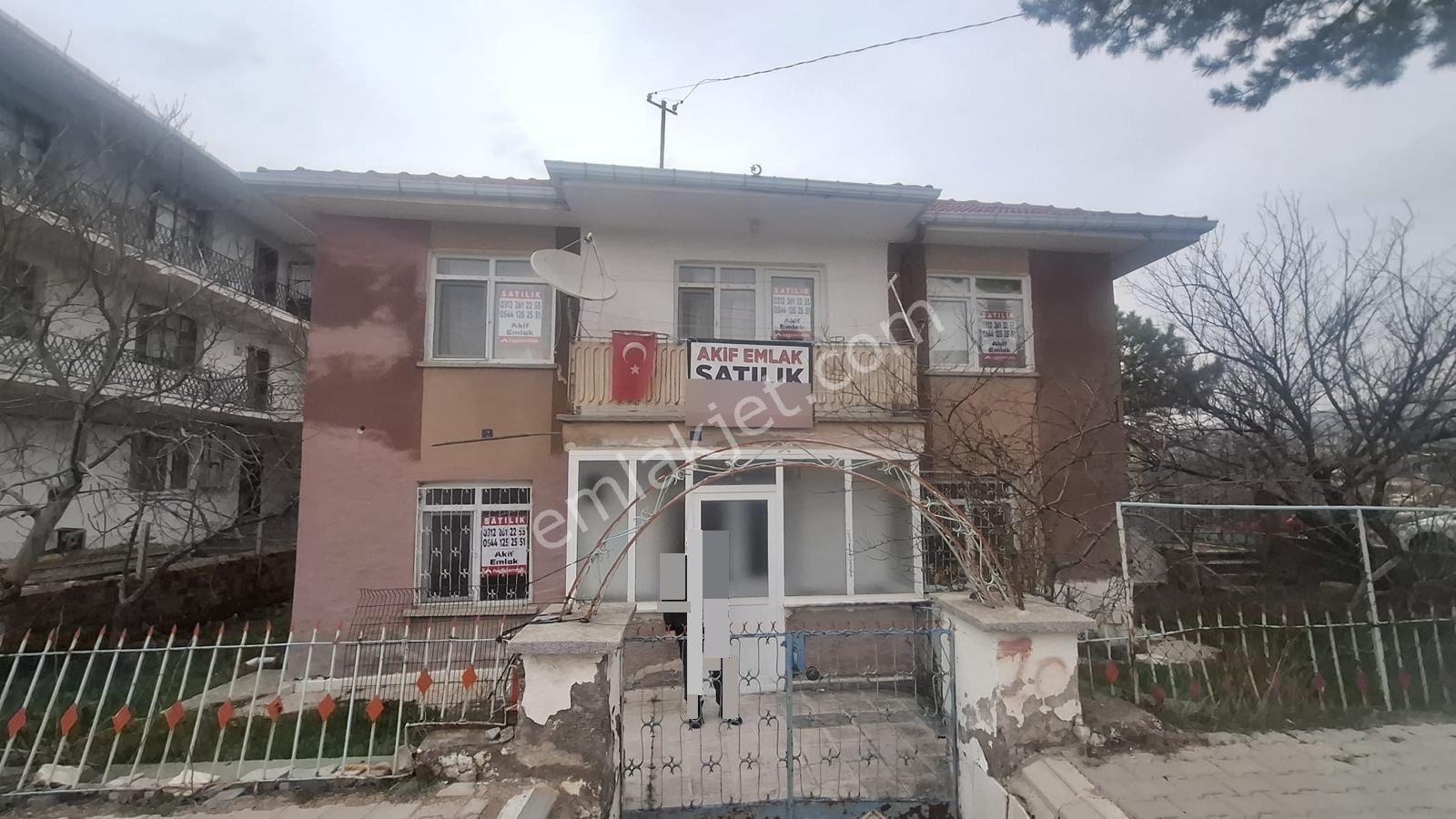 Akif'ten Güdül Yeni Mahalle'de Cadde Üzeri 4+1 Satılık Müstakil Ev - Görsel 2