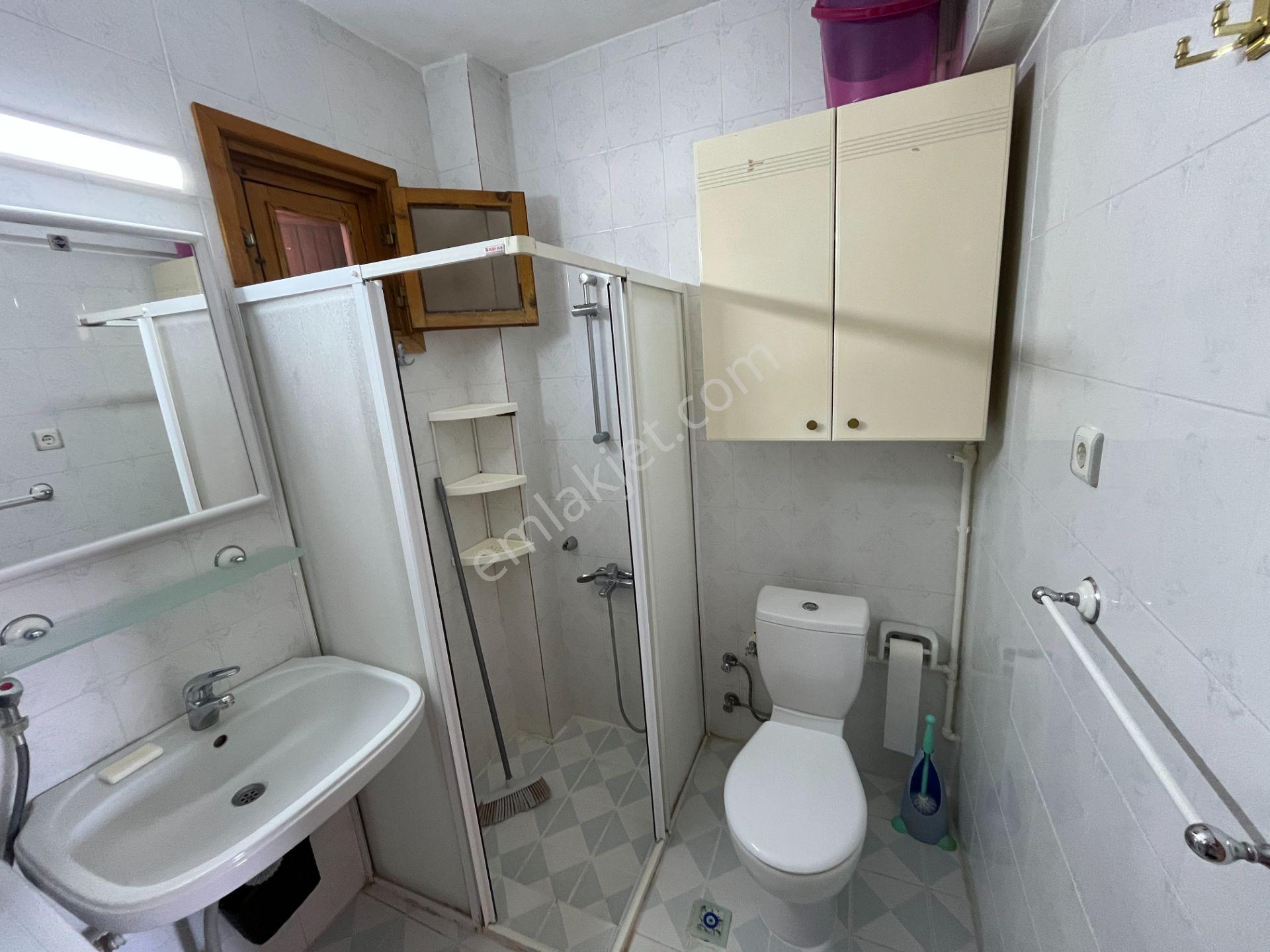 Eski Foça'da Havuzlu Sitede Denize Yakın Kiralık Villa - Görsel 21