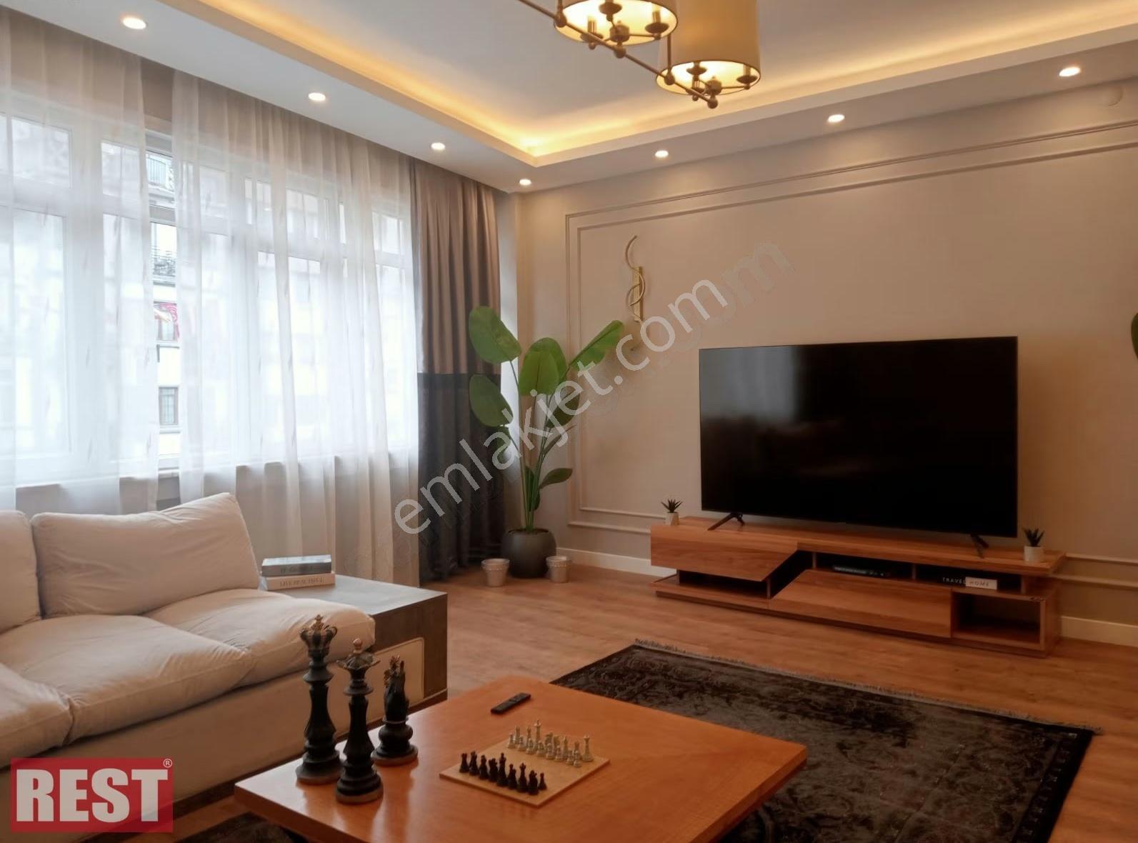 Halaskargazi Caddesi Üzerinde Sıfır Tasarım Eşyalı Kiralık Daire - Görsel 3