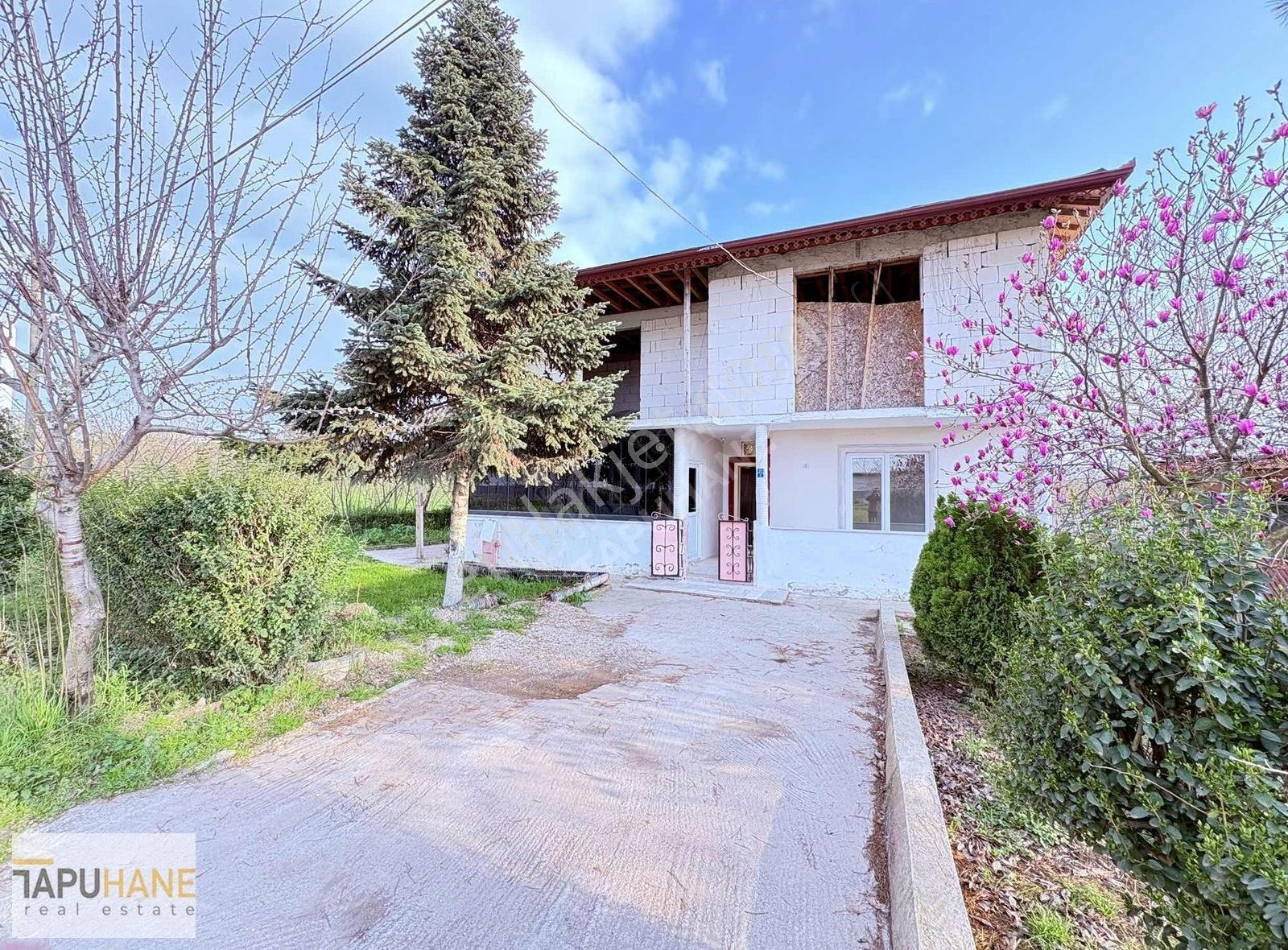 Tapuhane Real Estate - Yasir Yüksekten Akovada Müstakil Ev - Görsel 12