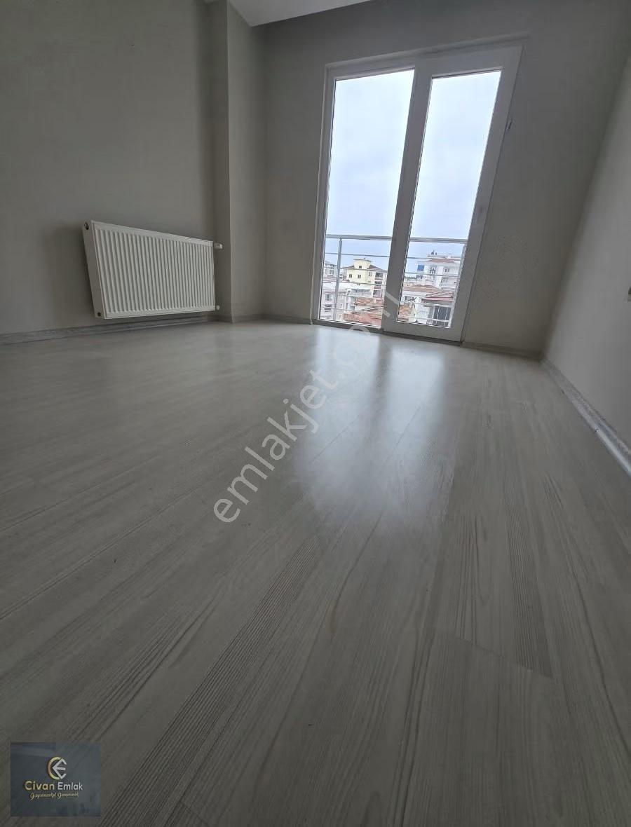 Harika Konumda Cam Balkonlu Aile Binası - Görsel 7