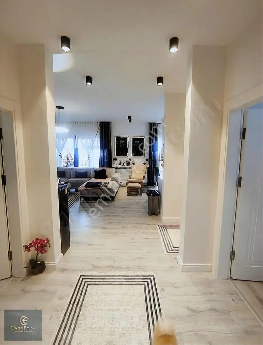 Civan'dan Kurugökçe'de 3 Yıllık, Deniz Ve Göl Manzaralı Villa - Görsel 4