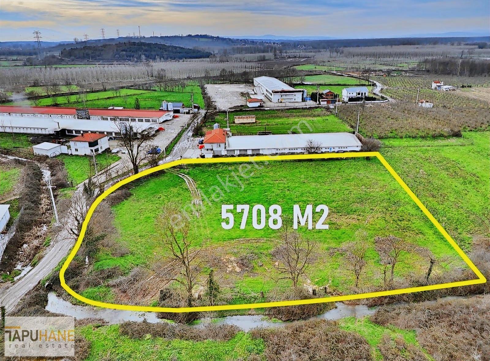 Tapuhane'den Sivritepede Satılık 5700 M2 Satılık Arsa - Görsel 3