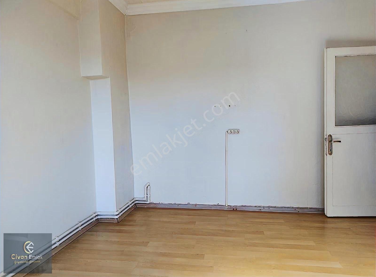 Civan'dan İlyasköy'de Bulvara Cephe Deniz Manzaralı Kiralık 2+1 - Görsel 31