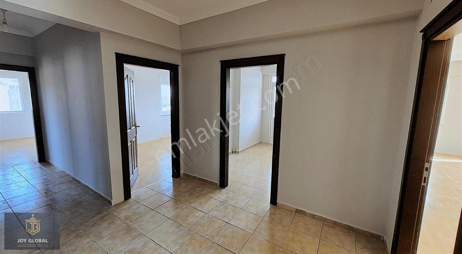 Kiralık Harika Konumda Geniş Ferah Manzaralı 3+1 Daire - Görsel 32